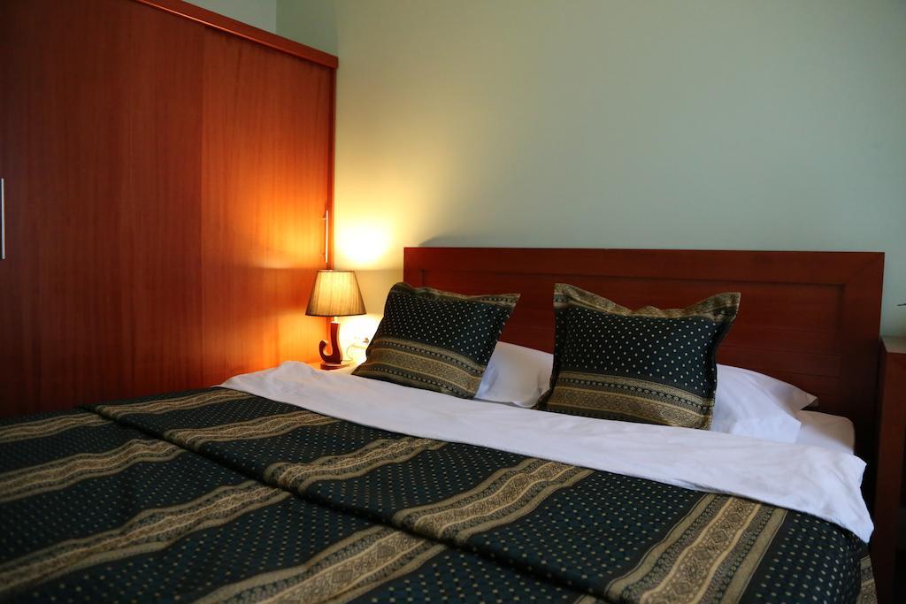 Hotel Apollonia Pristina Room photo